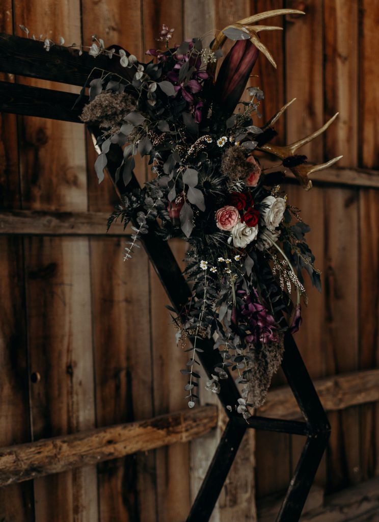 session creative mariage gothique maison montcalm fleuriste arche